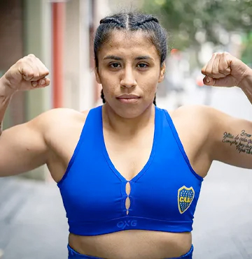 LUCRECIA ANABELLA MANZUR