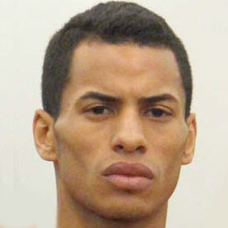 CARLOS CANIZALES