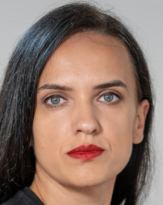 GABRIELA TIMAR