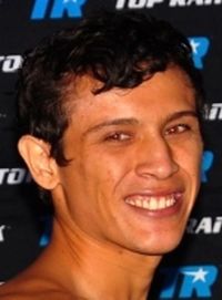 LUIS SOLIS