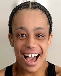 ZOE HUNTE SMITH