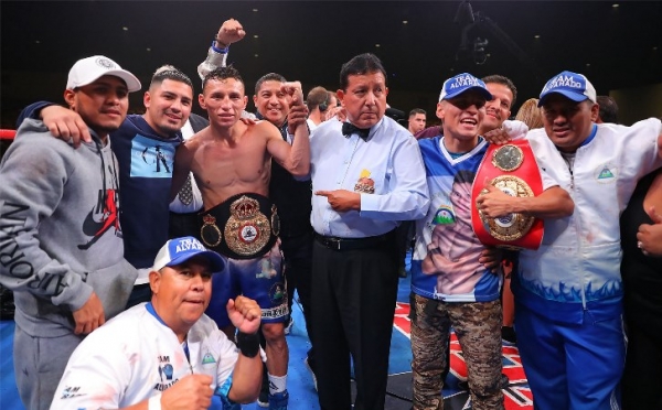 Rene Alvarado vs. Roger Gutierrez Odds Boxing Betting